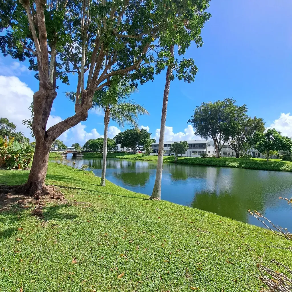 53 Northampton C West Palm Beach FL 33417