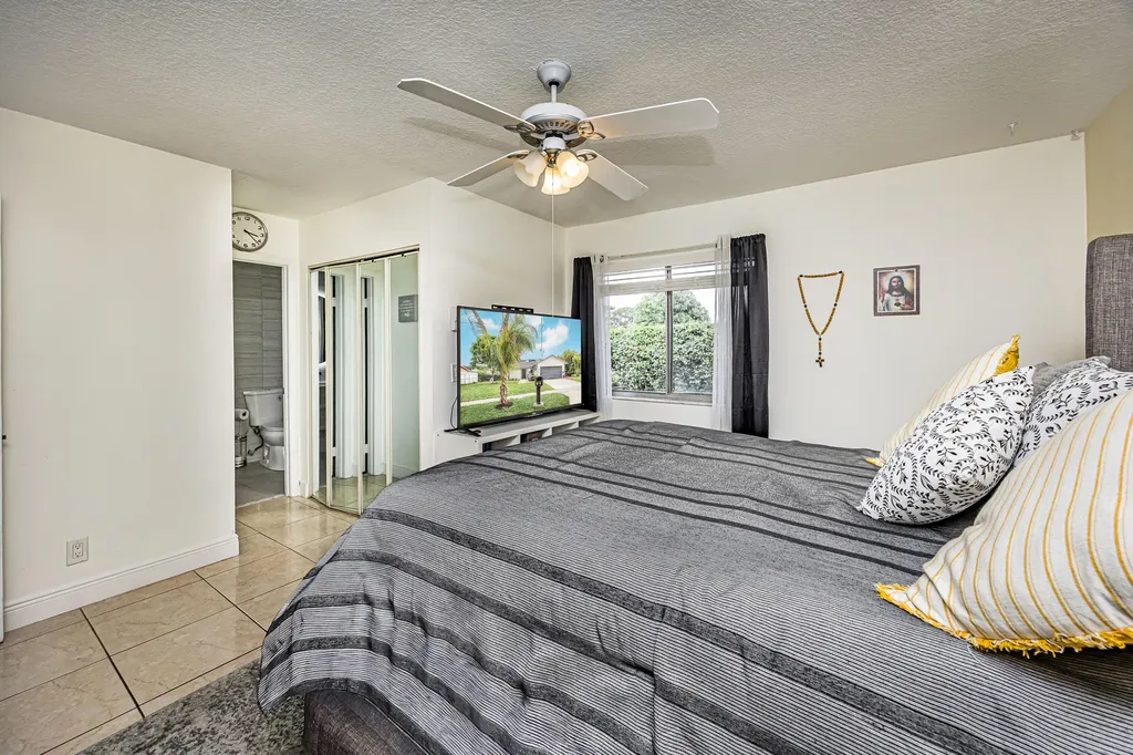 447 Foresta Terrace West Palm Beach FL 33415