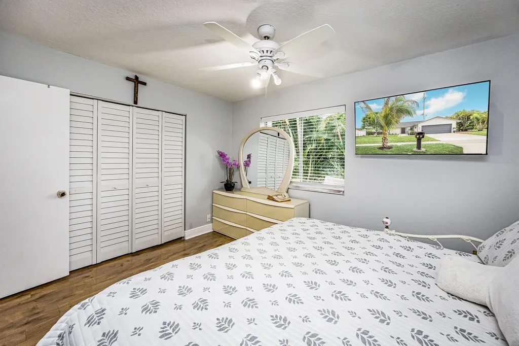 447 Foresta Terrace West Palm Beach FL 33415