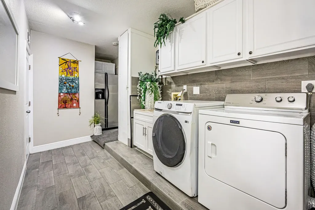 447 Foresta Terrace West Palm Beach FL 33415
