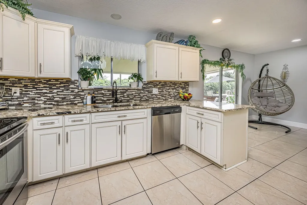 447 Foresta Terrace West Palm Beach FL 33415
