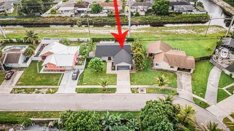 447 Foresta Terrace West Palm Beach FL 33415