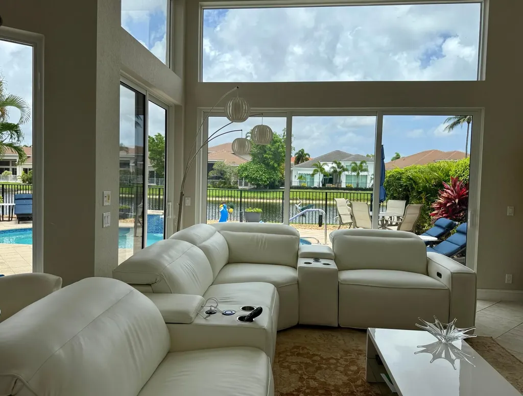 4076 Briarcliff Circle Boca Raton FL 33496