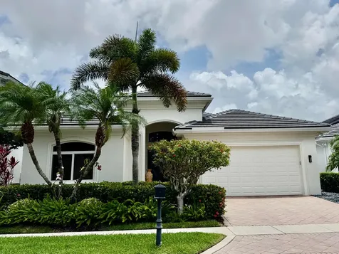 4076 Briarcliff Circle Boca Raton FL 33496