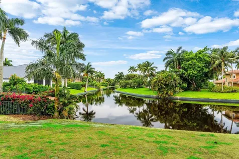 7027 Queenferry Circle Boca Raton FL 33496