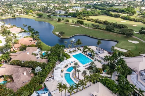 7027 Queenferry Circle Boca Raton FL 33496