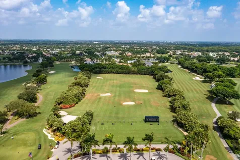 7027 Queenferry Circle Boca Raton FL 33496