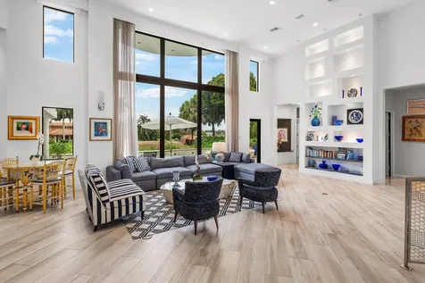 7027 Queenferry Circle Boca Raton FL 33496