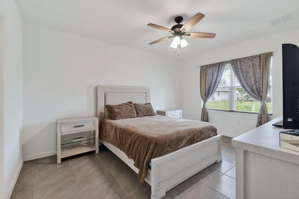 1043 SW California Boulevard Port St Lucie FL 34953