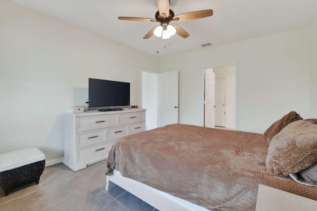 1043 SW California Boulevard Port St Lucie FL 34953