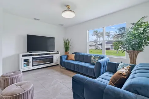 1043 SW California Boulevard Port St Lucie FL 34953