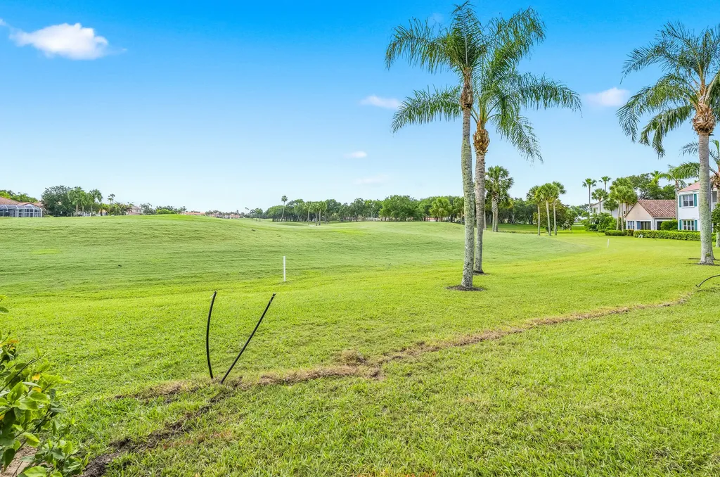 1753 Victoria Circle Vero Beach FL 32967