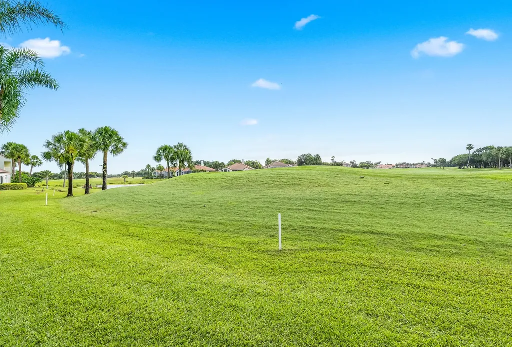 1753 Victoria Circle Vero Beach FL 32967