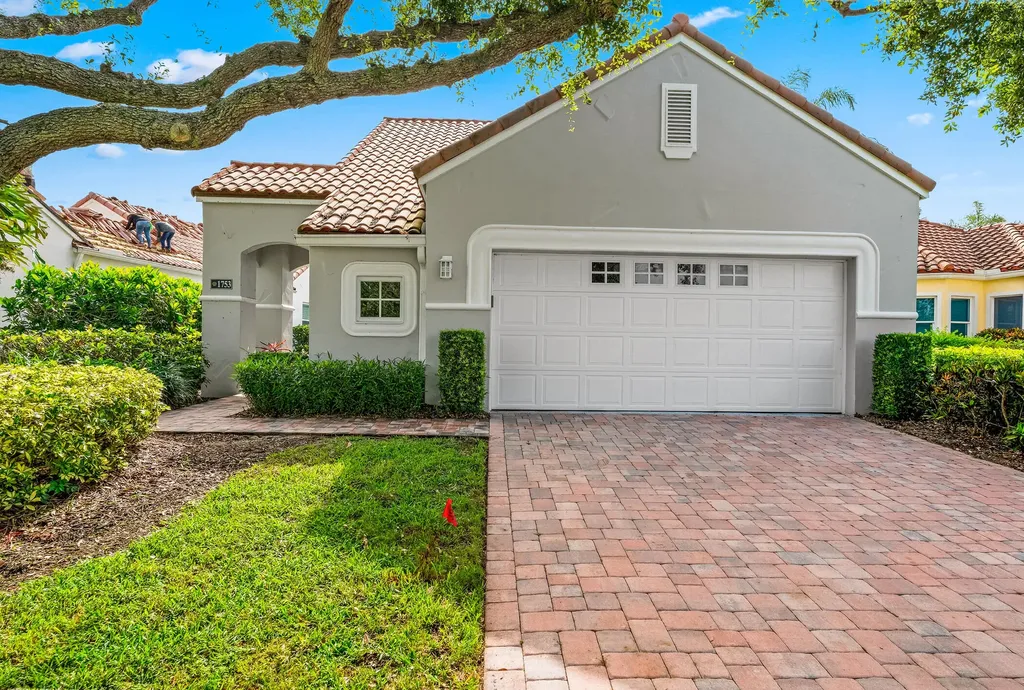 1753 Victoria Circle Vero Beach FL 32967