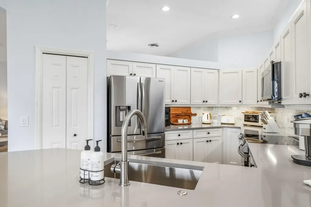 1753 Victoria Circle Vero Beach FL 32967