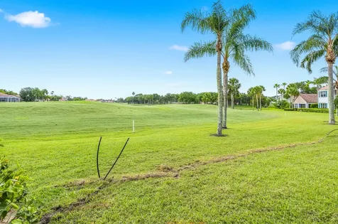1753 Victoria Circle Vero Beach FL 32967
