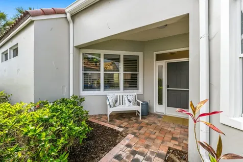 1753 Victoria Circle Vero Beach FL 32967