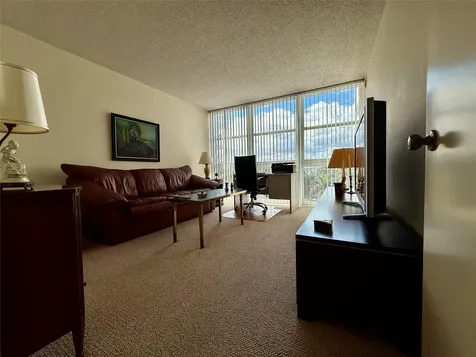 2841 N Ocean Boulevard Fort Lauderdale FL 33308