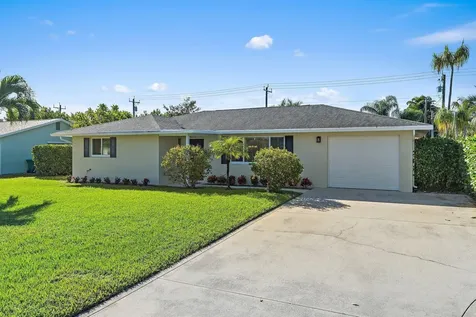 372 Franklin Road Tequesta FL 33469