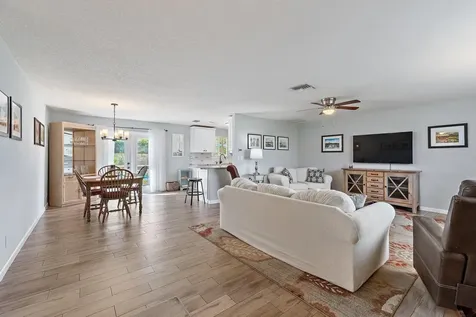 372 Franklin Road Tequesta FL 33469