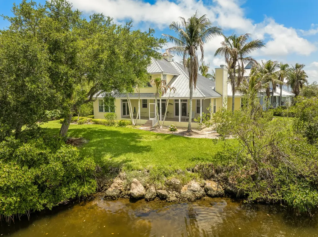 2165 SE 7th Avenue Avenue SE Vero Beach FL 32962