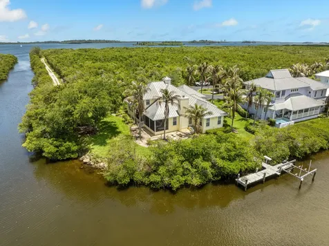 2165 SE 7th Avenue Avenue SE Vero Beach FL 32962