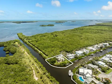 2165 SE 7th Avenue Avenue SE Vero Beach FL 32962