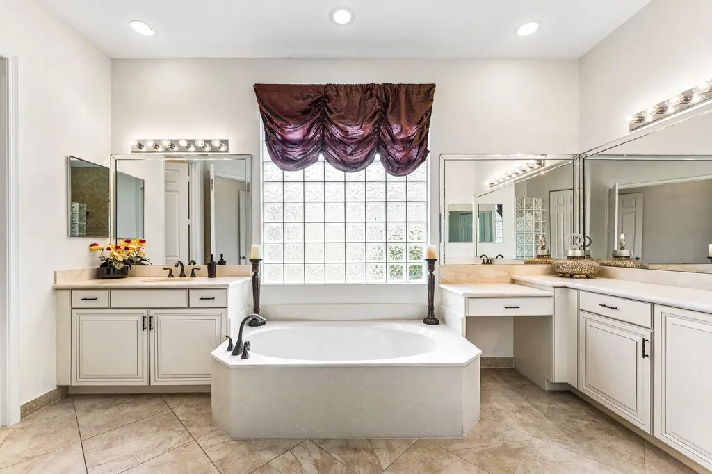 6968 Corning Circle Boynton Beach FL 33437