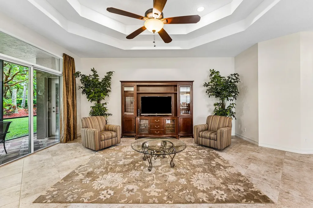 6968 Corning Circle Boynton Beach FL 33437