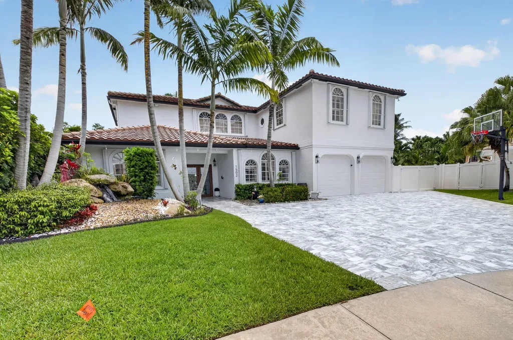 1502 SW 5th Avenue Boca Raton FL 33432