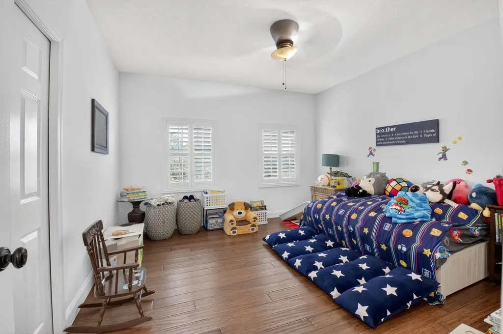 1502 SW 5th Avenue Boca Raton FL 33432