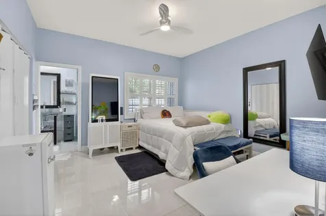 1502 SW 5th Avenue Boca Raton FL 33432