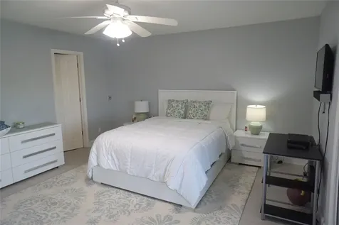 4029 Newport Deerfield Beach FL 33442