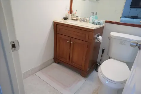4029 Newport Deerfield Beach FL 33442