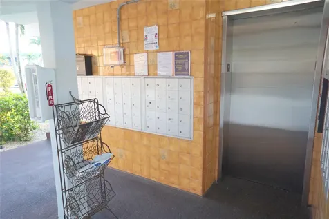 4029 Newport Deerfield Beach FL 33442