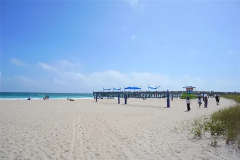 4029 Newport Deerfield Beach FL 33442