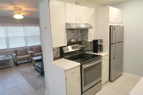 4029 Newport Deerfield Beach FL 33442