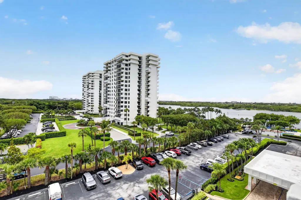 2121 N Ocean Boulevard Boca Raton FL 33431