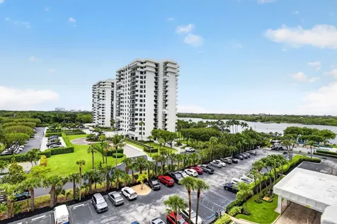 2121 N Ocean Boulevard Boca Raton FL 33431