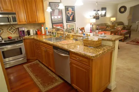 2851 Somerset Drive Lauderdale Lakes FL 33311