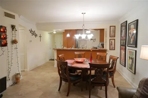 2851 Somerset Drive Lauderdale Lakes FL 33311