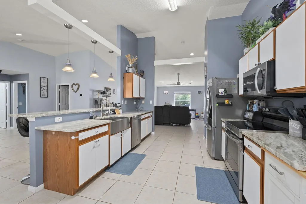2044 SW Brevity Terrace Port St Lucie FL 34953