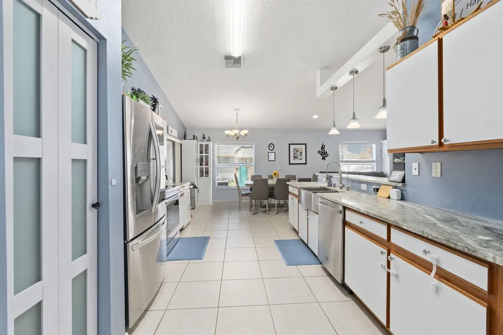 2044 SW Brevity Terrace Port St Lucie FL 34953