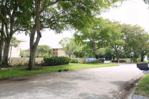11477 NW 39th Court Coral Springs FL 33065