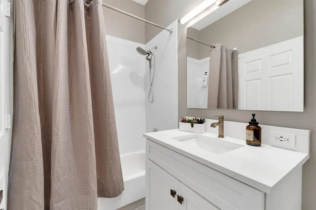 5812 NW 119th Terrace Coral Springs FL 33076