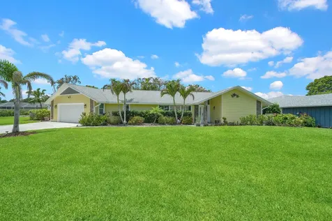 7986 SE Trenton Avenue Hobe Sound FL 33455
