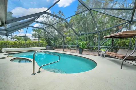 7986 SE Trenton Avenue Hobe Sound FL 33455