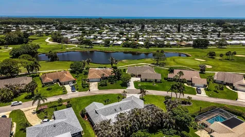 7986 SE Trenton Avenue Hobe Sound FL 33455