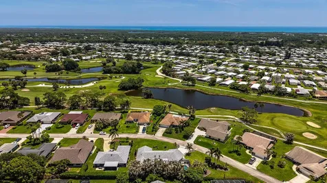 7986 SE Trenton Avenue Hobe Sound FL 33455