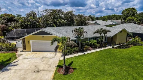 7986 SE Trenton Avenue Hobe Sound FL 33455